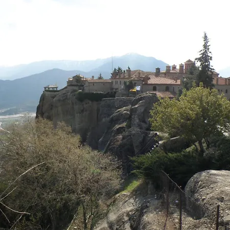 Πανσιόν Iridanos 4*