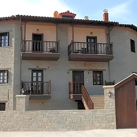 بيت ضيافة Iridanos