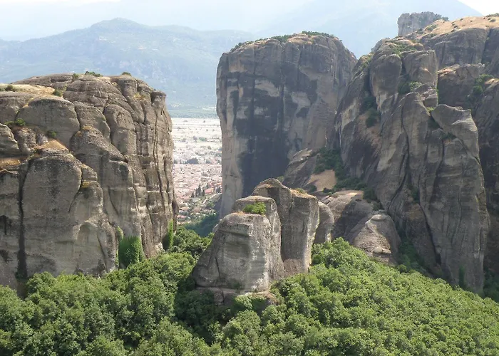 招待所 Iridanos 卡兰巴卡