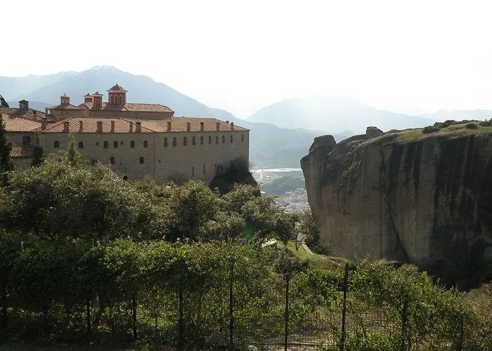 招待所 Iridanos 4*