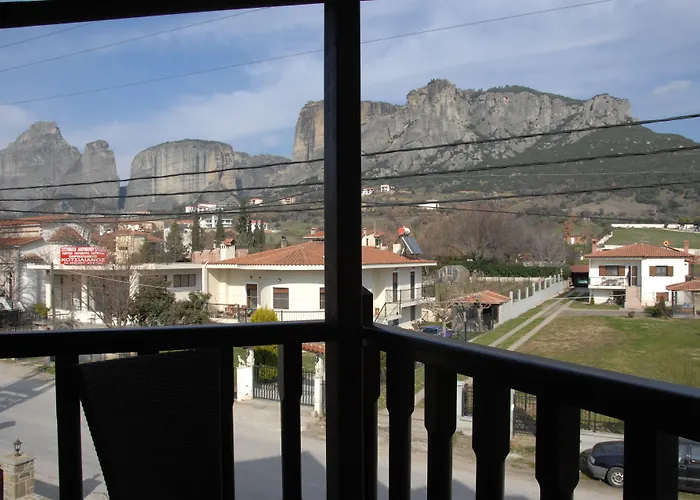 Iridanos 招待所 4*